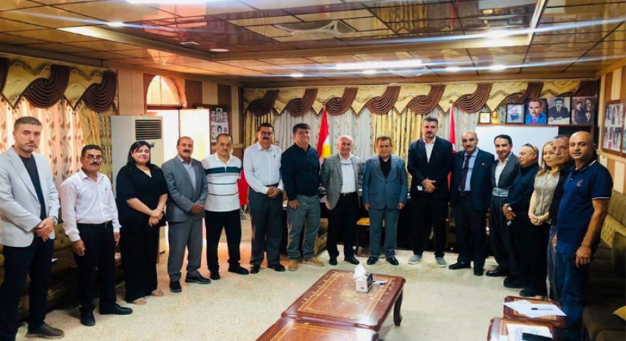 سکرتێری کۆمیتەی ناوەندی حیزبی شیوعی کوردستان و شاندێکی یاوەری مەڵبەندی نەینەوای بەسەر کردەوە لە شێخان